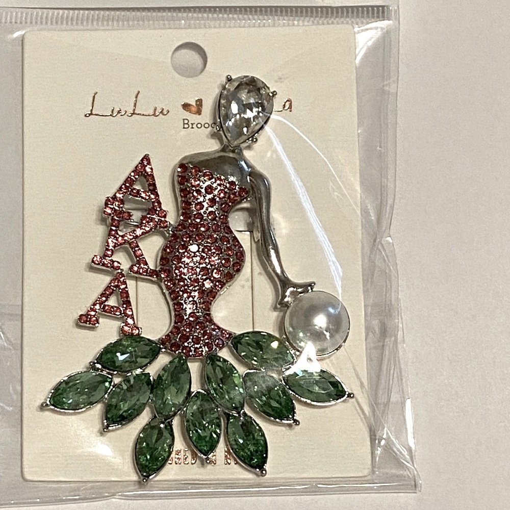 Silver and Rhinestone and Pearl AKA Lady Brooch